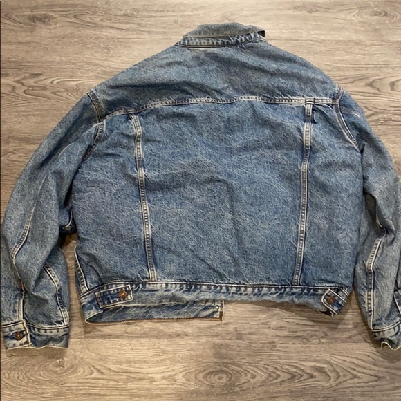 Vintage Levi’s Quilted Trucker Jean Jacket - 90s vibe! - Picture 7 of 7